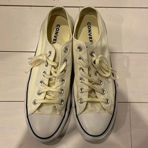 Cream Platform Converse!